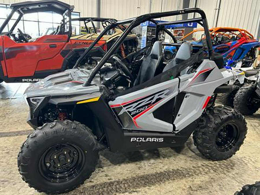 2024 Polaris RZR 200 EFI