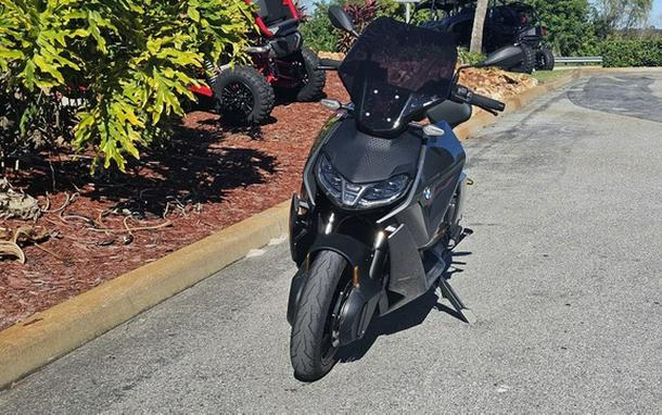 2022 BMW CE 04 Style Avantgarde