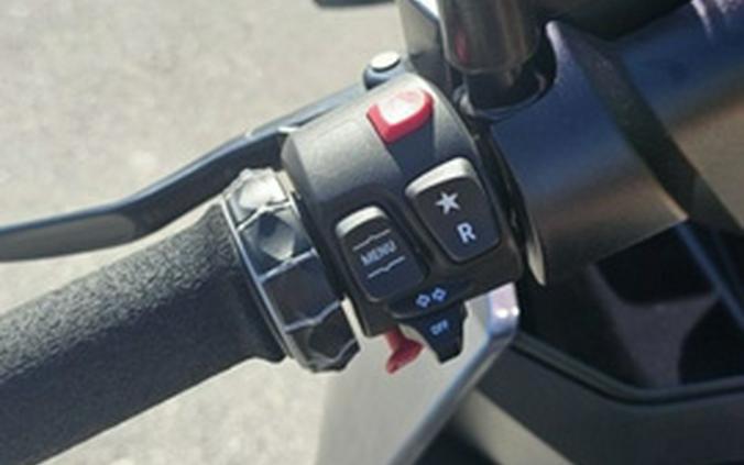 2022 BMW CE 04 Style Avantgarde