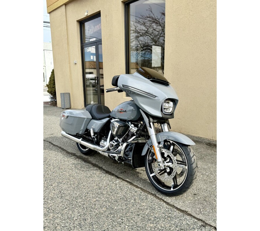 2026 Harley-Davidson® Street Glide® FLHX