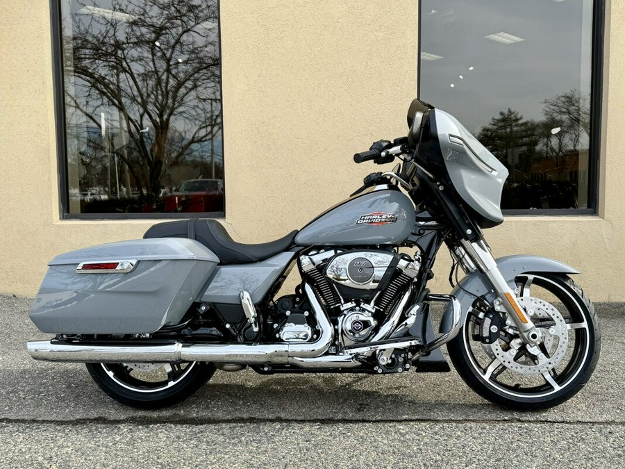 2026 Harley-Davidson® Street Glide® FLHX
