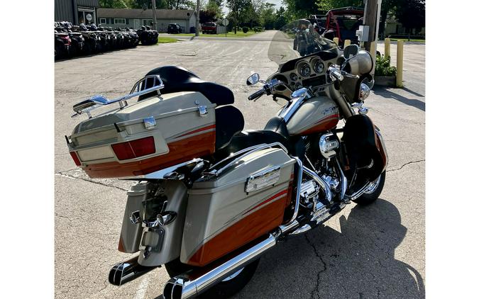 2009 Harley-Davidson® FLHTCUSE4 - Electra Glide CVO Ultra Classic