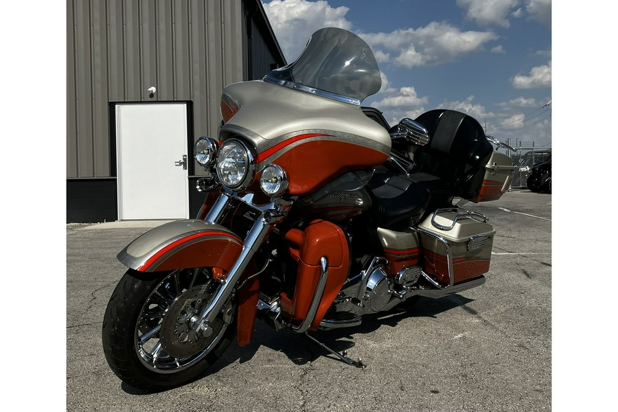 2009 Harley-Davidson® FLHTCUSE4 - Electra Glide CVO Ultra Classic