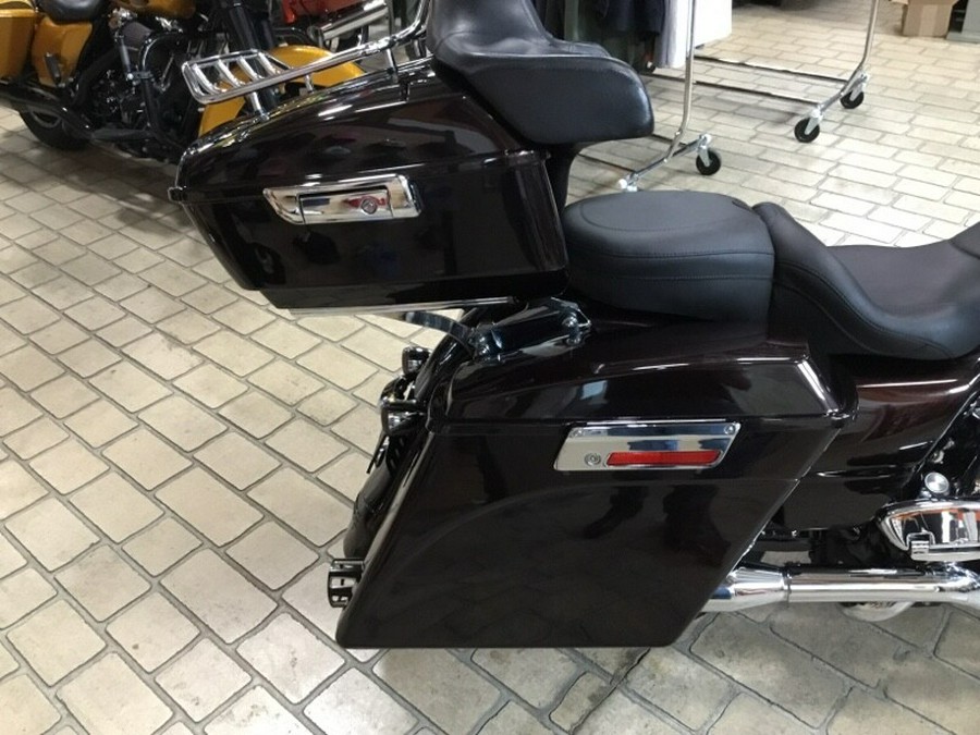 2011 Harley-Davidson® Street Glide® Merlot Sunglo