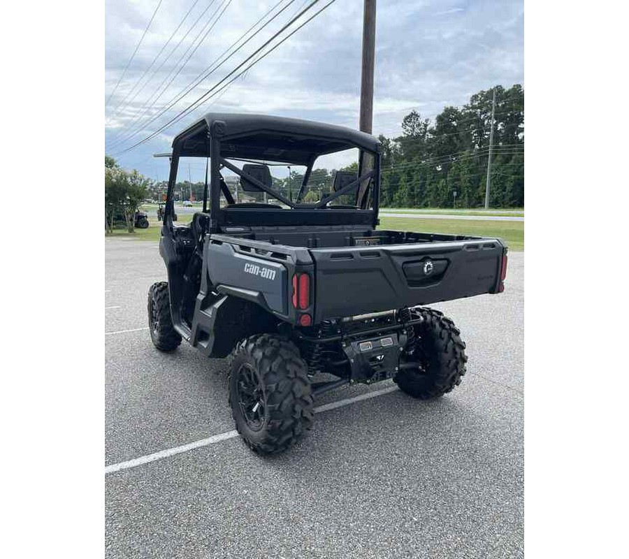 2025 Can-Am® Defender XT HD10