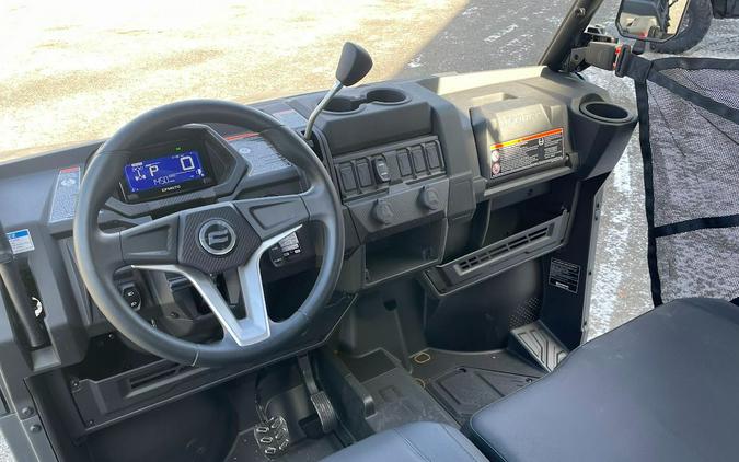 2025 CFMOTO UForce 800 XL