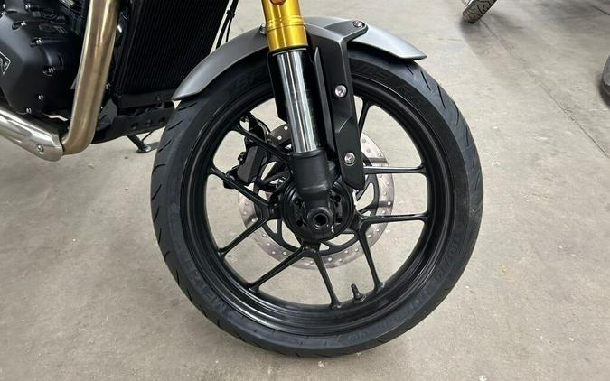2025 Triumph Speed 400 Base