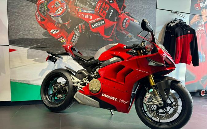 2020 Ducati Panigale V4 R Red