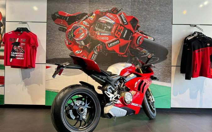 2020 Ducati Panigale V4 R Red