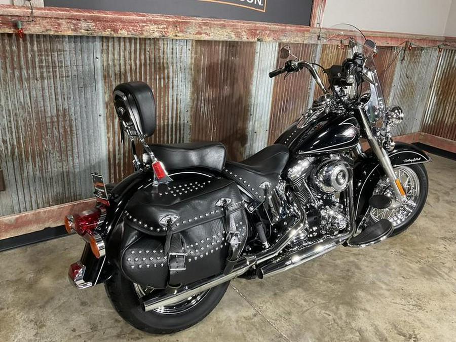 2011 Harley-Davidson® FLSTC - Heritage Softail® Classic