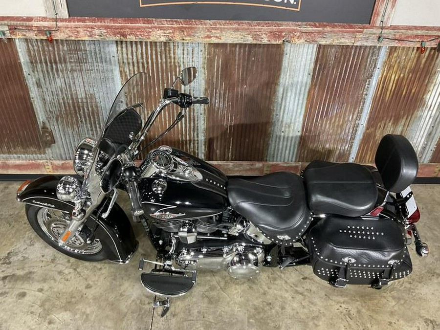 2011 Harley-Davidson® FLSTC - Heritage Softail® Classic