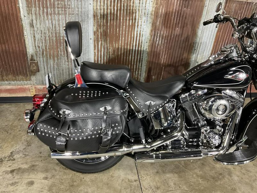 2011 Harley-Davidson® FLSTC - Heritage Softail® Classic