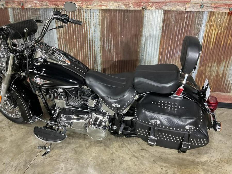 2011 Harley-Davidson® FLSTC - Heritage Softail® Classic