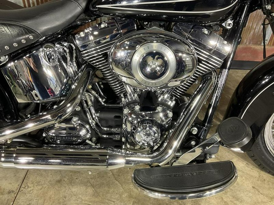 2011 Harley-Davidson® FLSTC - Heritage Softail® Classic