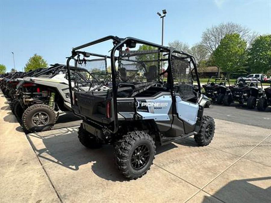 2024 Honda Pioneer 1000-5 Deluxe