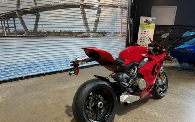 2024 Ducati Panigale V4 S Red