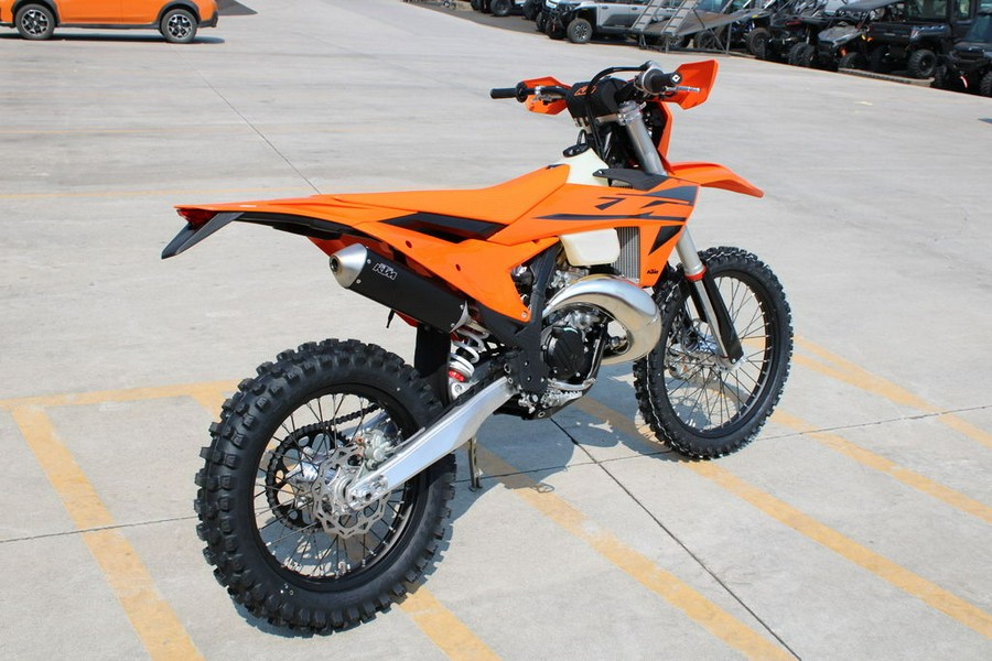 2025 KTM 150 XC-W