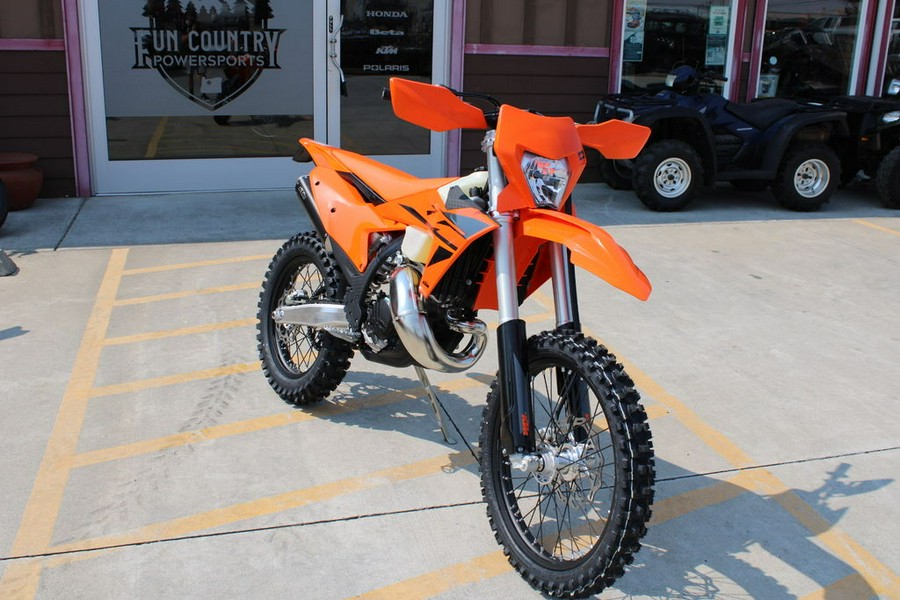 2025 KTM 150 XC-W