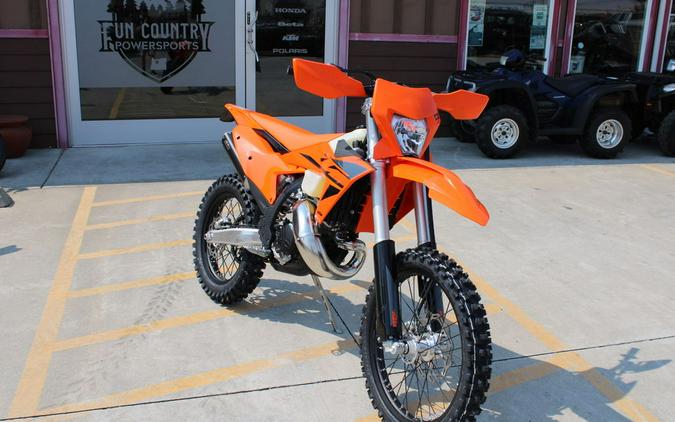 2025 KTM 150 XC-W