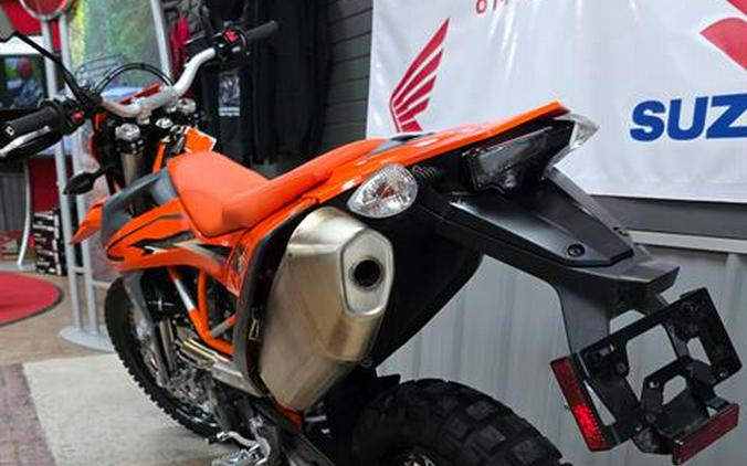 2023 KTM 690 Enduro R
