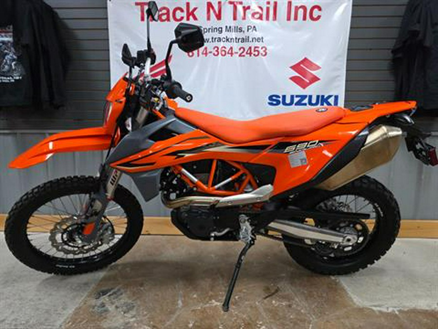 2023 KTM 690 Enduro R