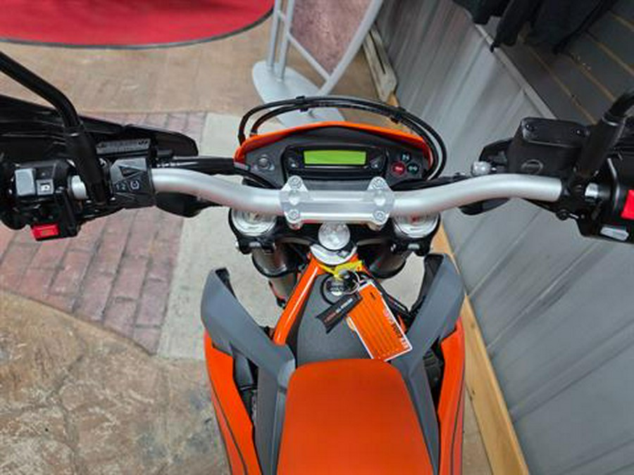 2023 KTM 690 Enduro R