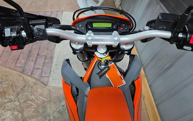 2023 KTM 690 Enduro R