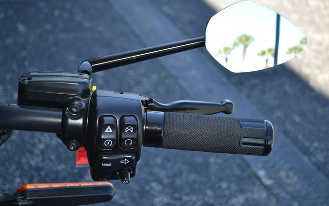 2022 LiveWire™ LiveWire™ ONE® Nebula Red