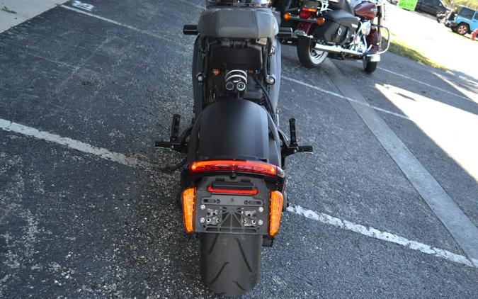 2022 LiveWire™ LiveWire™ ONE® Nebula Red