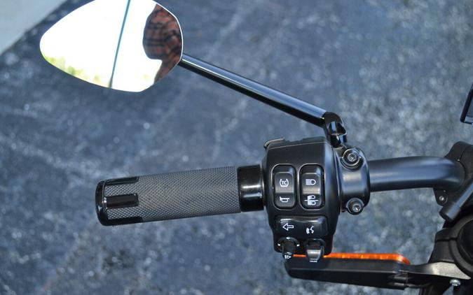 2022 LiveWire™ LiveWire™ ONE® Nebula Red