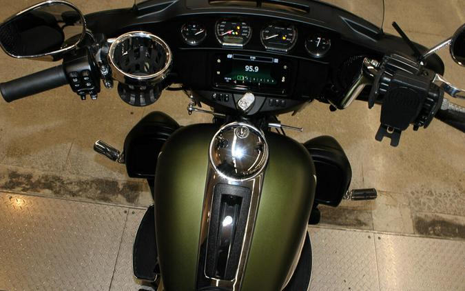 Used 2022 Harley-Davidson Tri Glide Ultra FLHTCUTG Trike For Sale In Miami, Florida