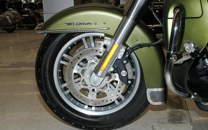 Used 2022 Harley-Davidson Tri Glide Ultra FLHTCUTG Trike For Sale In Miami, Florida