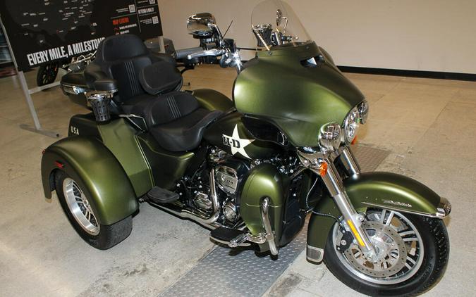 Used 2022 Harley-Davidson Tri Glide Ultra FLHTCUTG Trike For Sale In Miami, Florida