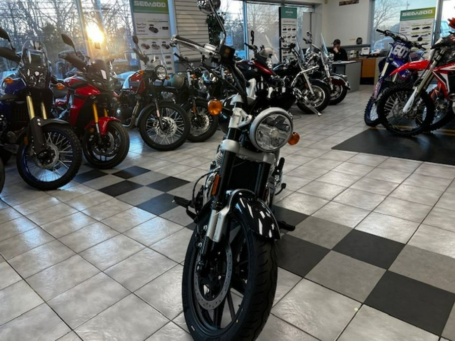 2024 Royal Enfield Super Meteor 650 Astral Black