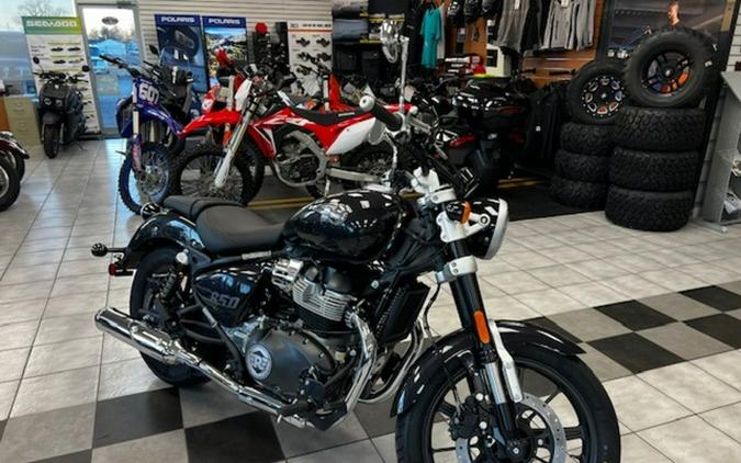 2024 Royal Enfield Super Meteor 650 Astral Black