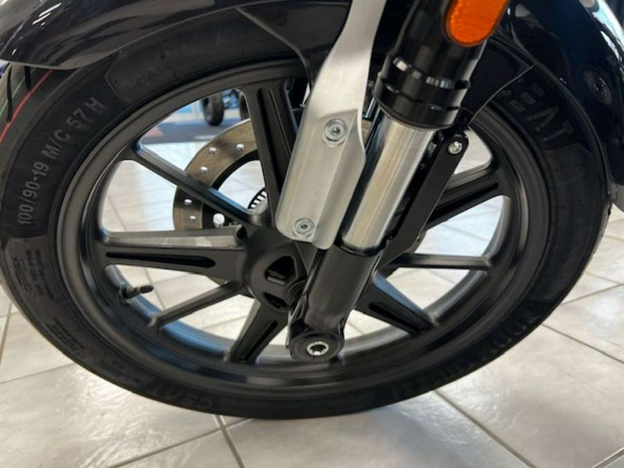 2024 Royal Enfield Super Meteor 650 Astral Black