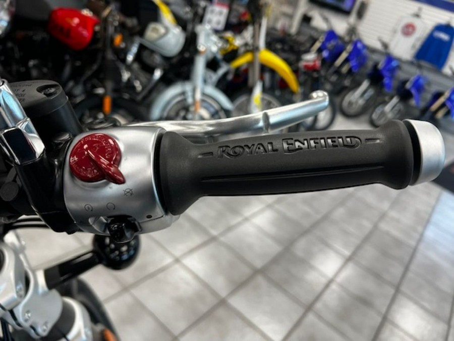 2024 Royal Enfield Super Meteor 650 Astral Black