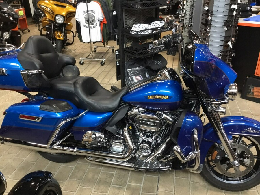 2017 Harley-DavidsonUltra Limited Custom Colour Bonneville Blue/Fathom Blue Includes 1 Year Warranty