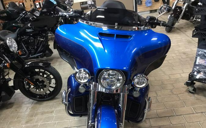 2017 Harley-DavidsonUltra Limited Custom Colour Bonneville Blue/Fathom Blue Includes 1 Year Warranty