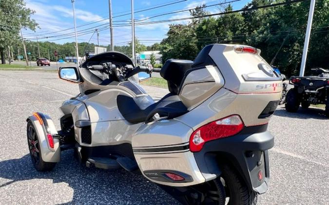 2018 Can-Am® Spyder® RT Limited Dark