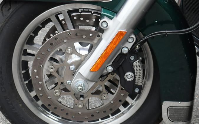 2021 Harley-Davidson Tri Glide Ultra FLHTCUTG