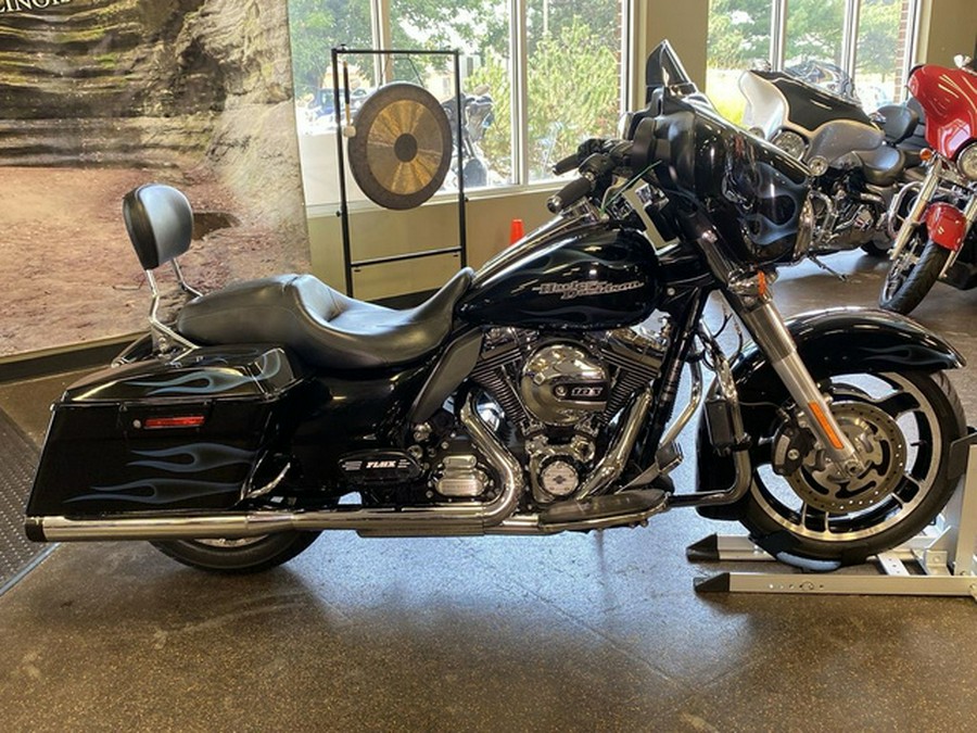 2011 Harley-Davidson FLHX - Street Glide