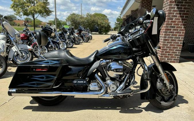 2011 Harley-Davidson FLHX - Street Glide