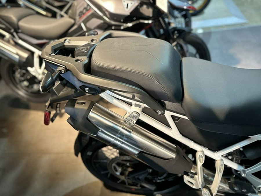 2024 Triumph Tiger 1200 Rally Explorer Matt Khaki Green Rally Explorer