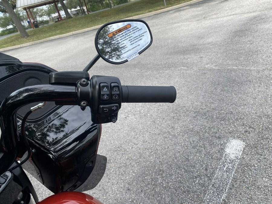 2025 Harley-Davidson® Road Glide®