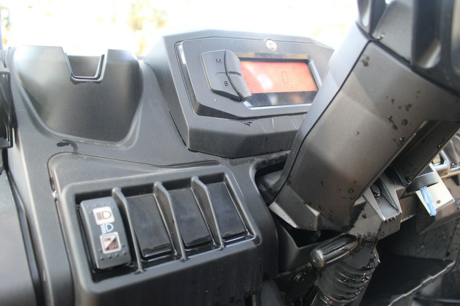 2025 Can-Am SSV DEFENDER MAX HD7