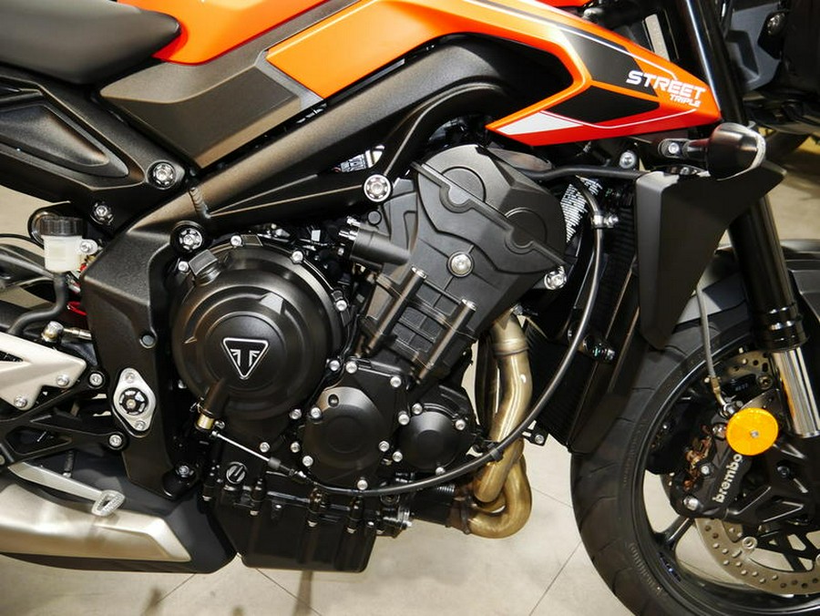 2025 Triumph Street Triple 765 R Matte Baja Orange