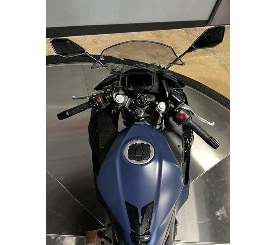 2026 Kawasaki Ninja® 500 SE ABS