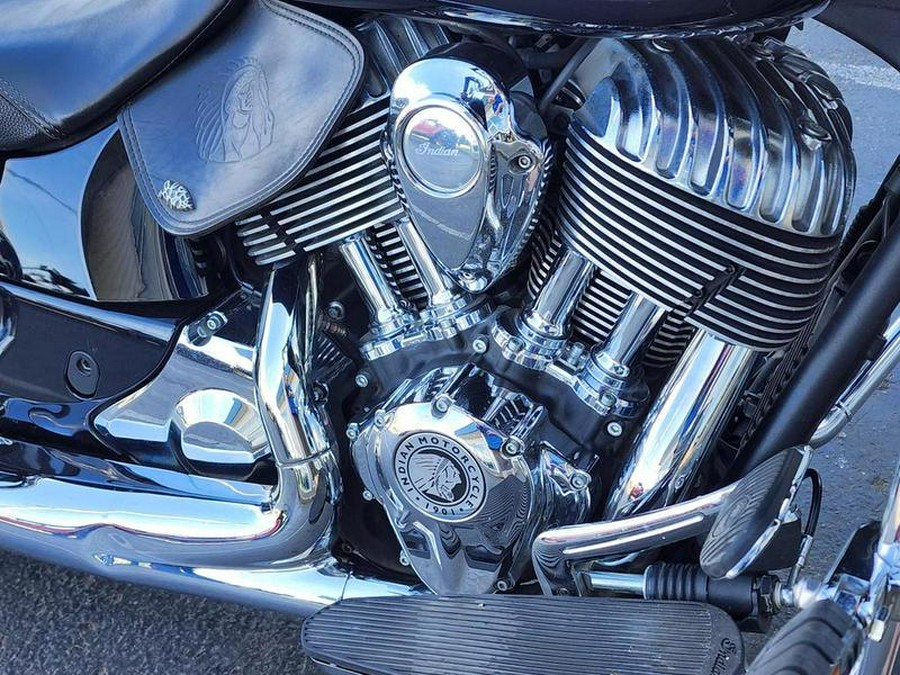 2017 Indian Motorcycle® Chieftain® Limited Thunder Black