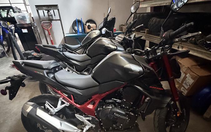 2026 HONDA CB 750 HORNET E-CLUTCH